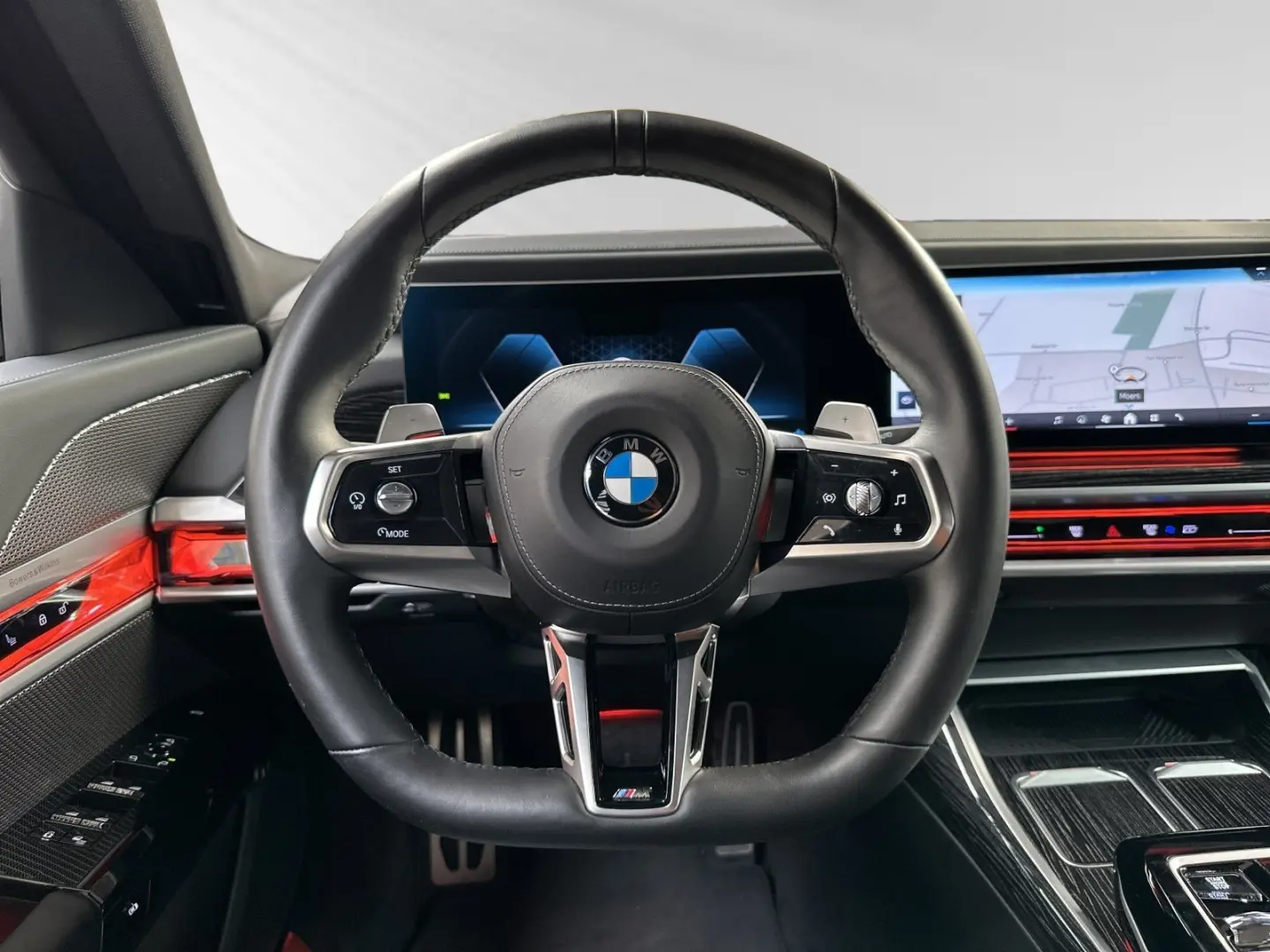740d xDrive M Sport Pro|AHK|SkyLounge