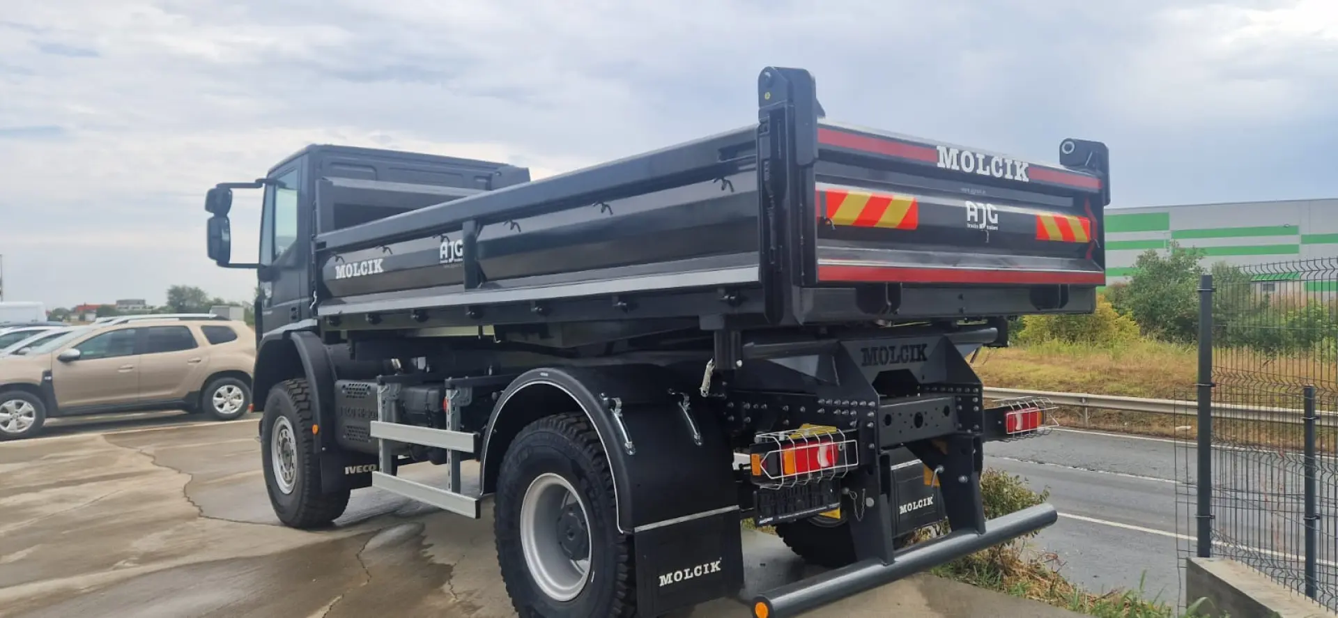 Autobasculanta Iveco 4x4 MMA 15 T