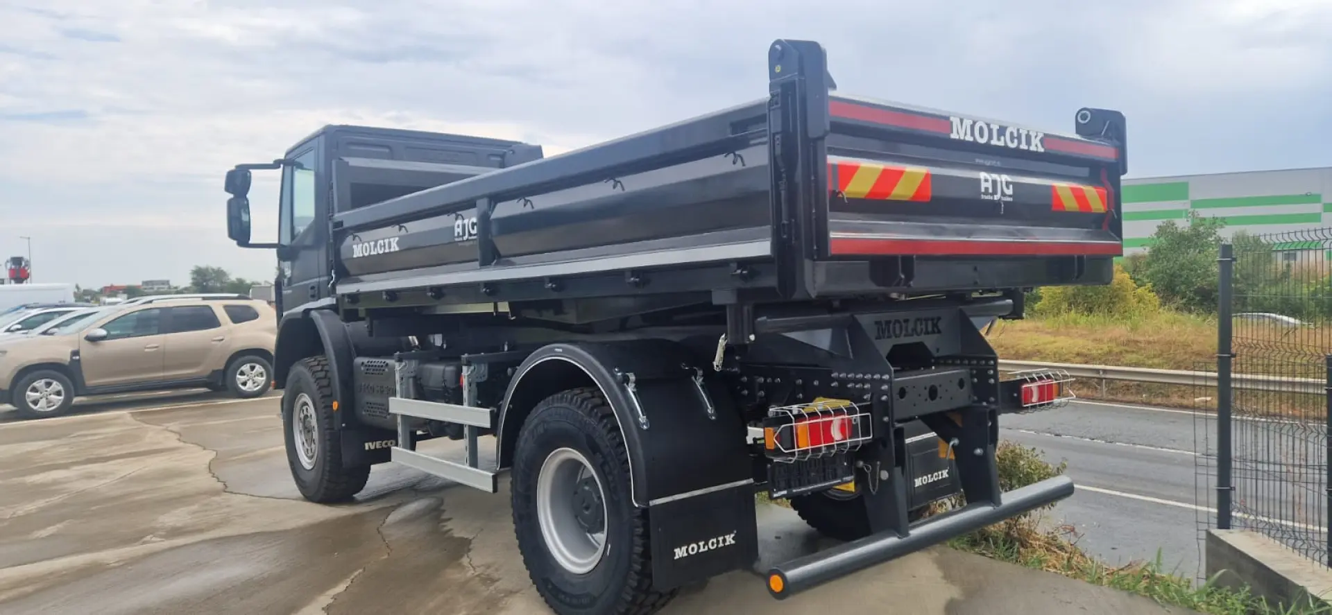 Autobasculanta Iveco 4x4 MMA 15 T