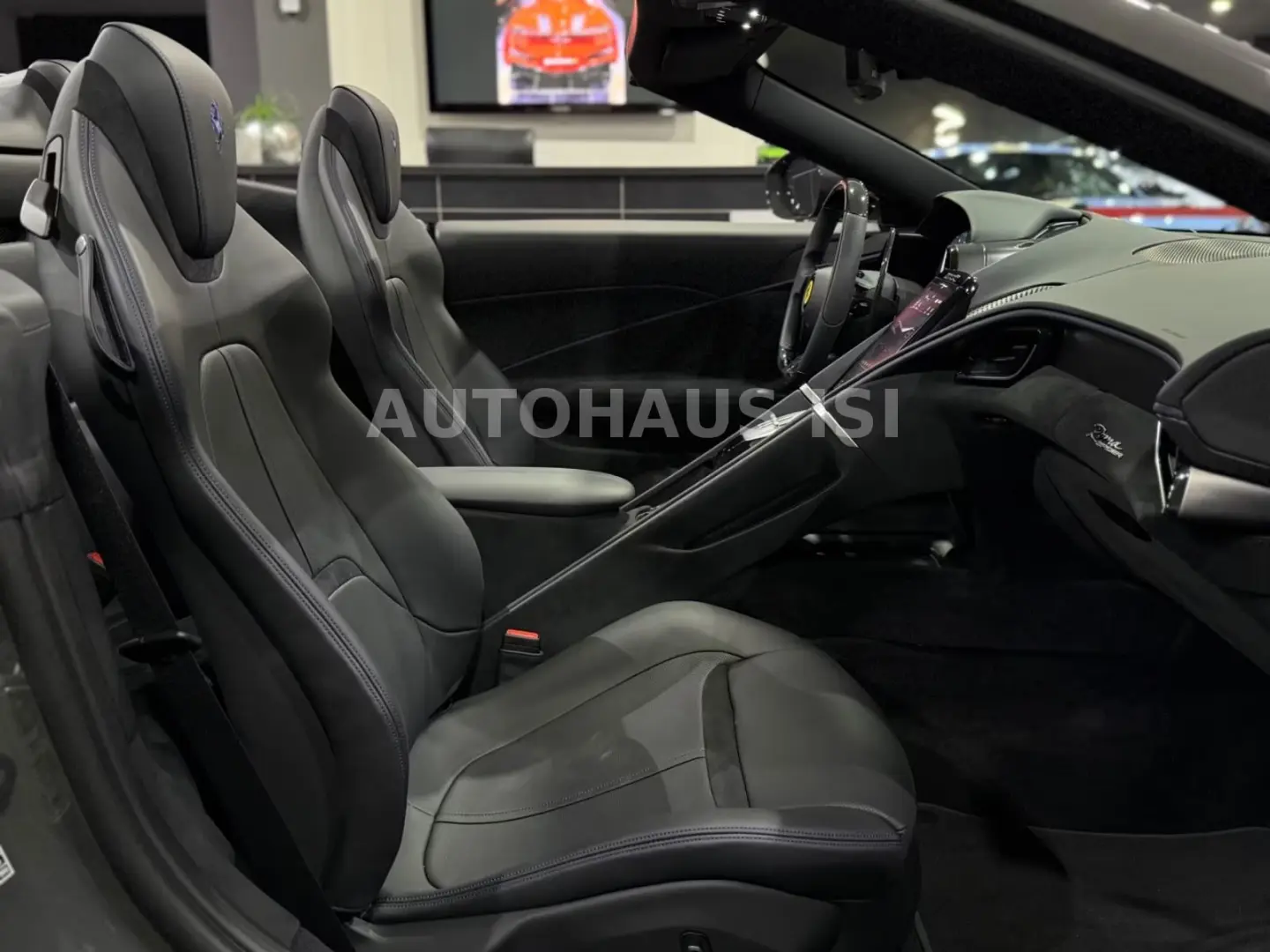Ferrari Roma Spider GRI ÎNCHIS, LED-CARBON