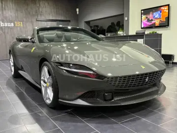 Ferrari Roma Spider GRI ÎNCHIS  LED-CARBON
