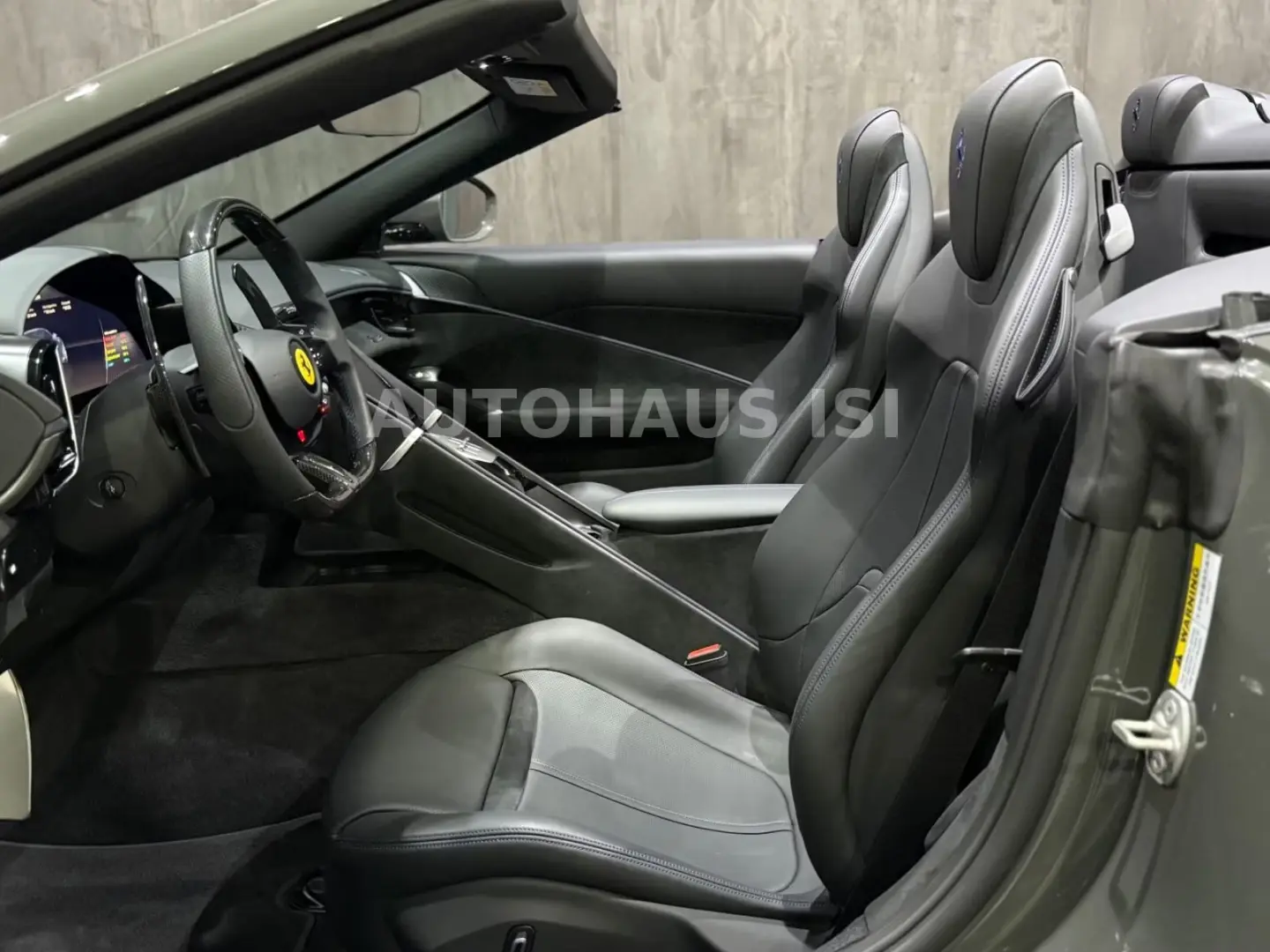 Ferrari Roma Spider GRI ÎNCHIS, LED-CARBON