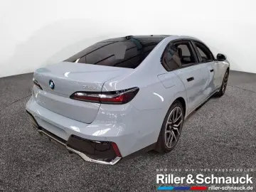 740d xDrive M-Sport AHK+PANO-SKY+STANDHZG