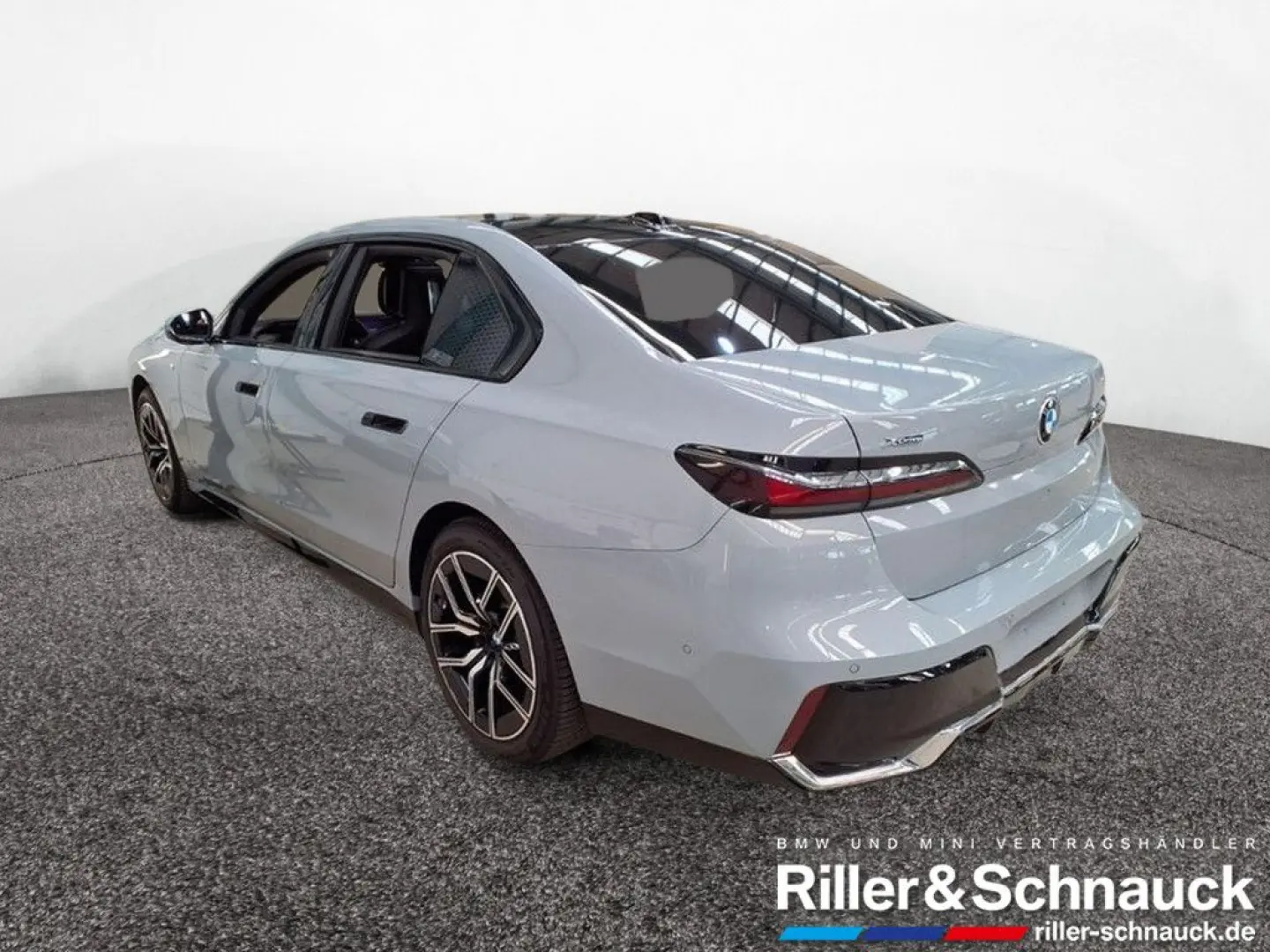 740d xDrive M-Sport AHK+PANO-SKY+STANDHZG