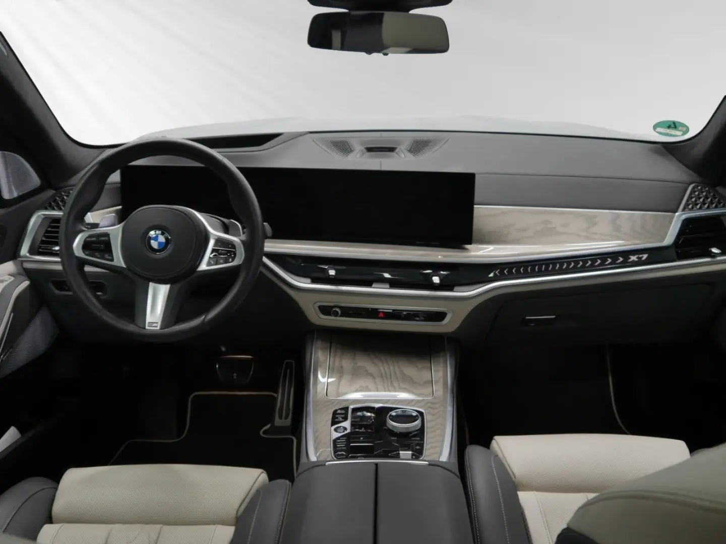 X7 xDrive40d M Sport|AHK|SkyLounge|B&W|23