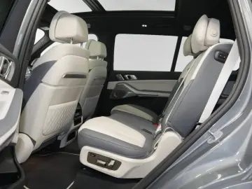 X7 xDrive40d M Sport|AHK|SkyLounge|B&W|23
