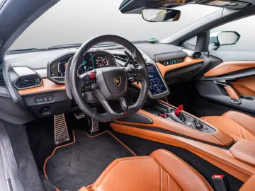 Revuelto MY24 | Lamborghini Nürnberg
