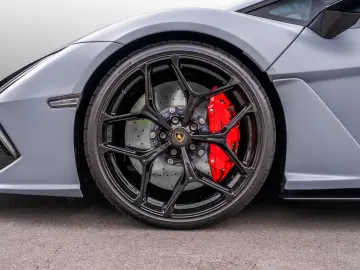 Revuelto MY24 | Lamborghini Nürnberg