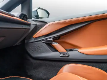 Revuelto MY24 | Lamborghini Nürnberg