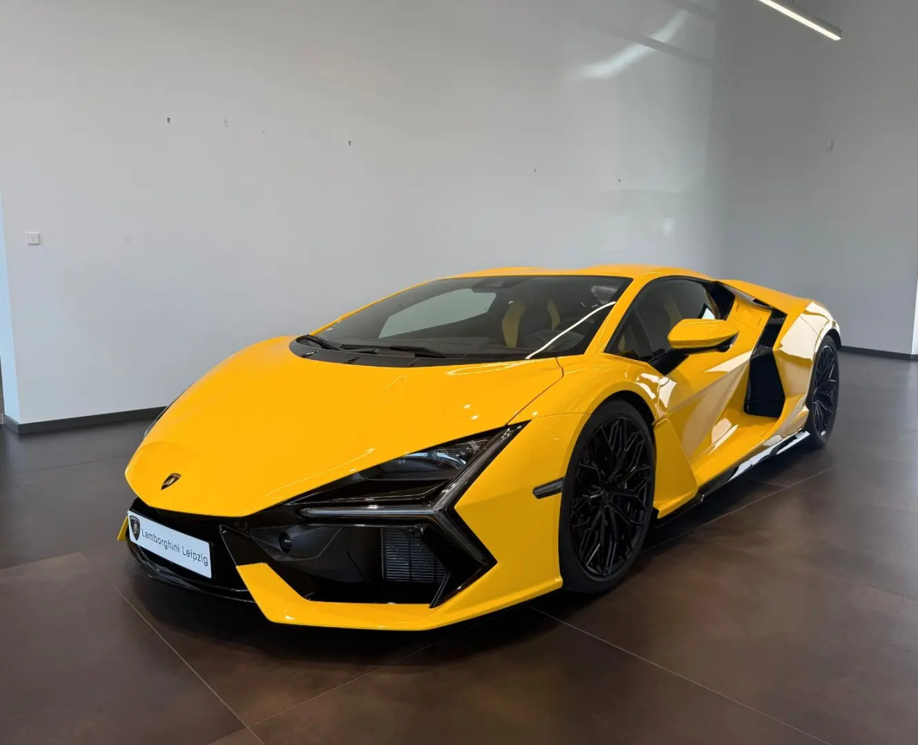 Revuelto 6.5 V12 HPEV