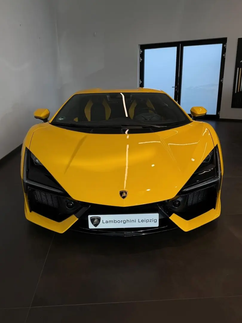 Revuelto 6.5 V12 HPEV