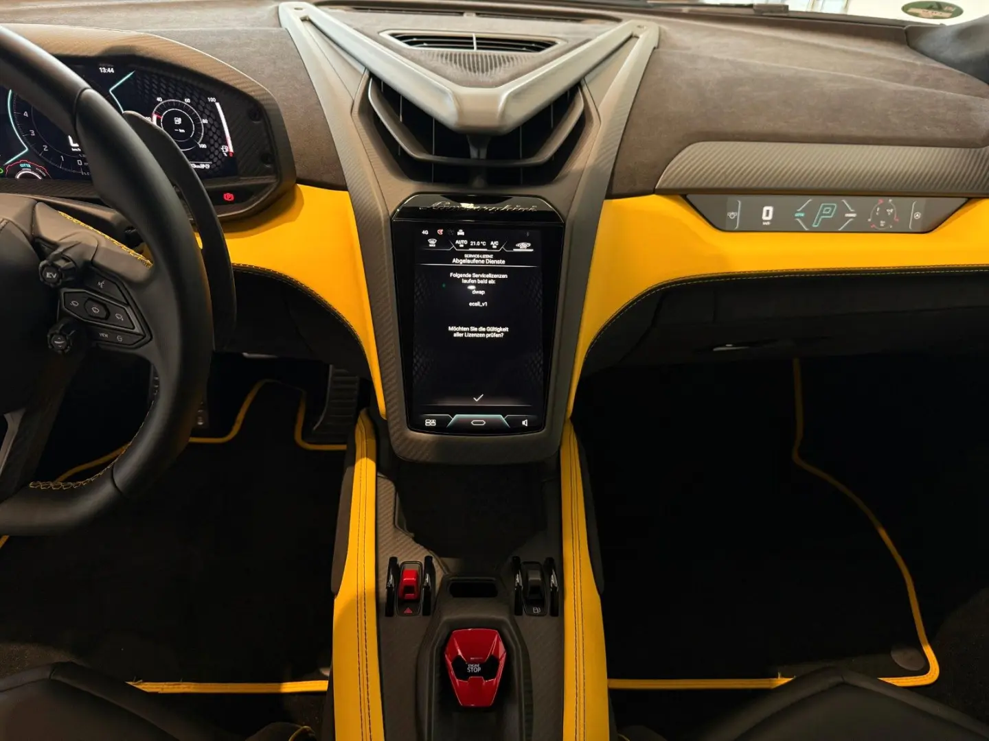 Revuelto 6.5 V12 HPEV