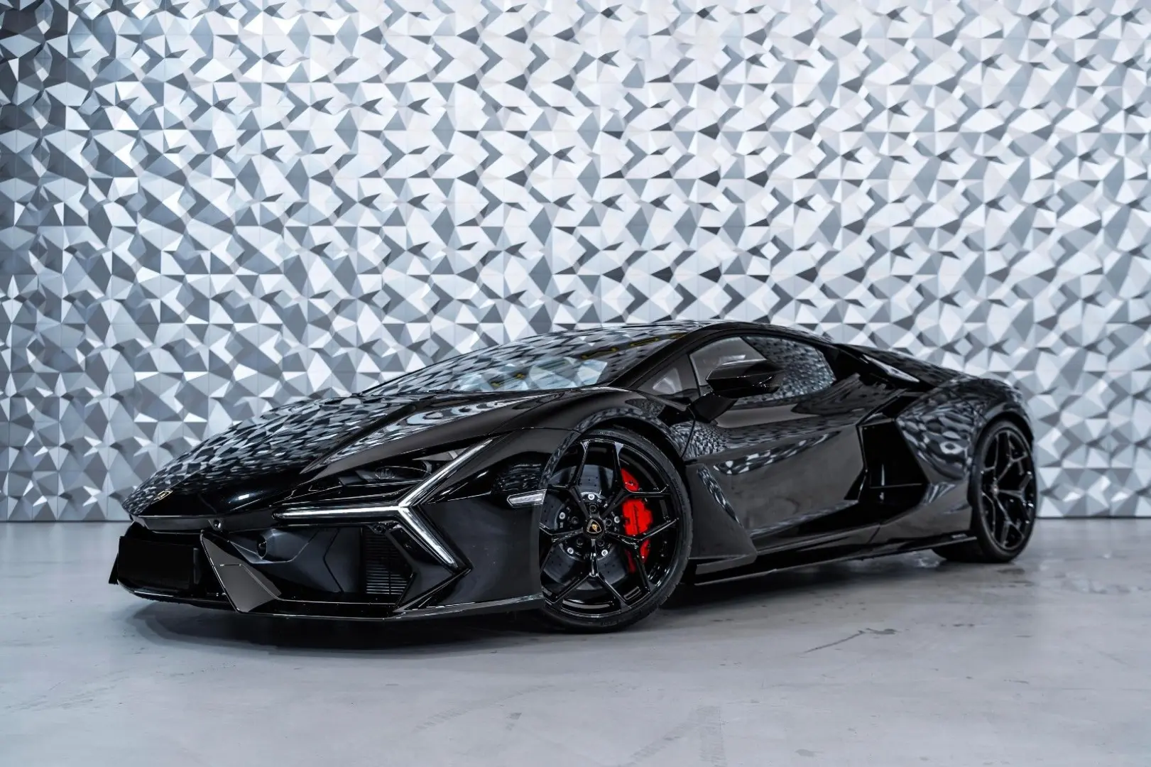 Revuelto 6.5 V12 HPEV*Assistance*
