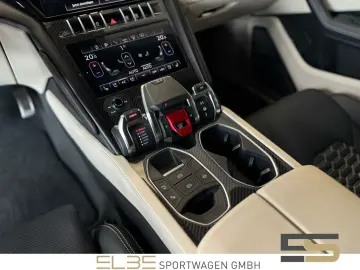Urus B&O PANO CARBON MASSAGE OFF-ROAD 23