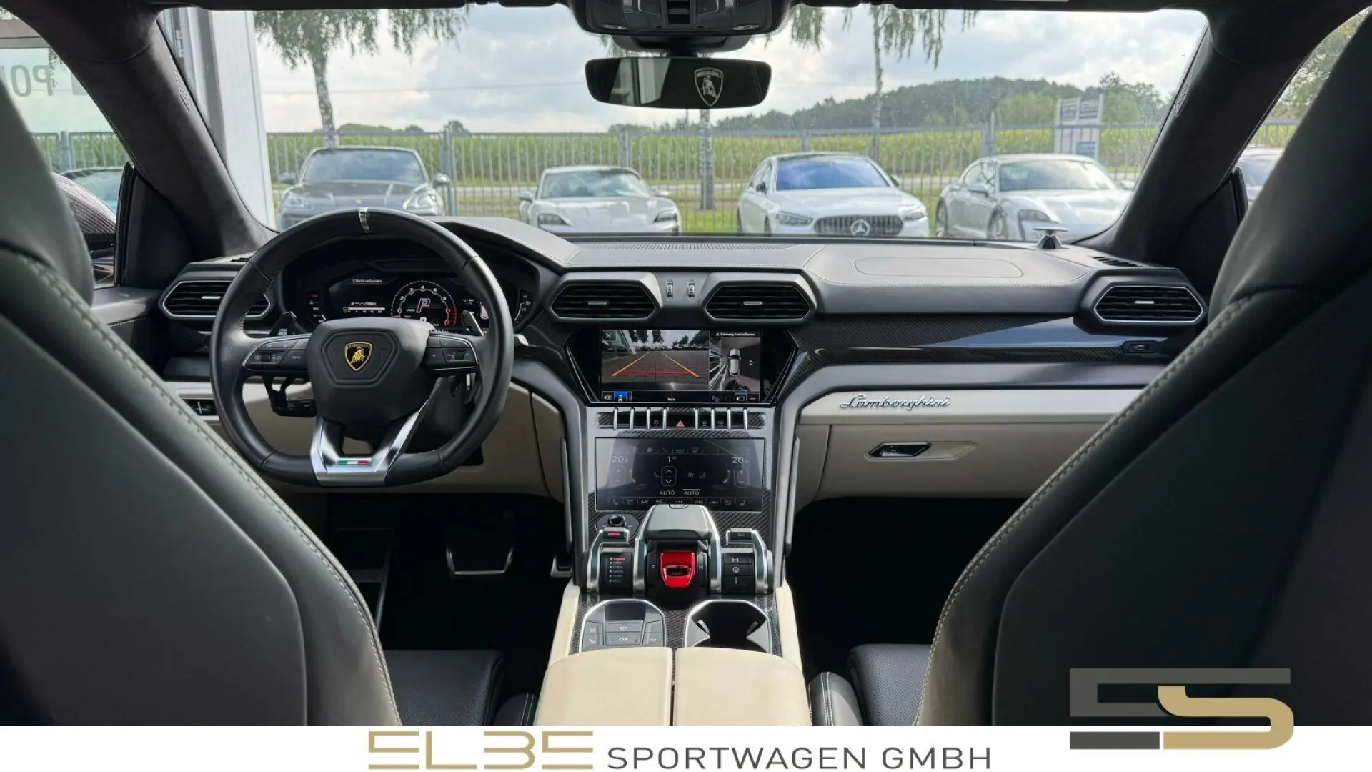 Urus B&O PANO CARBON MASSAGE OFF-ROAD 23