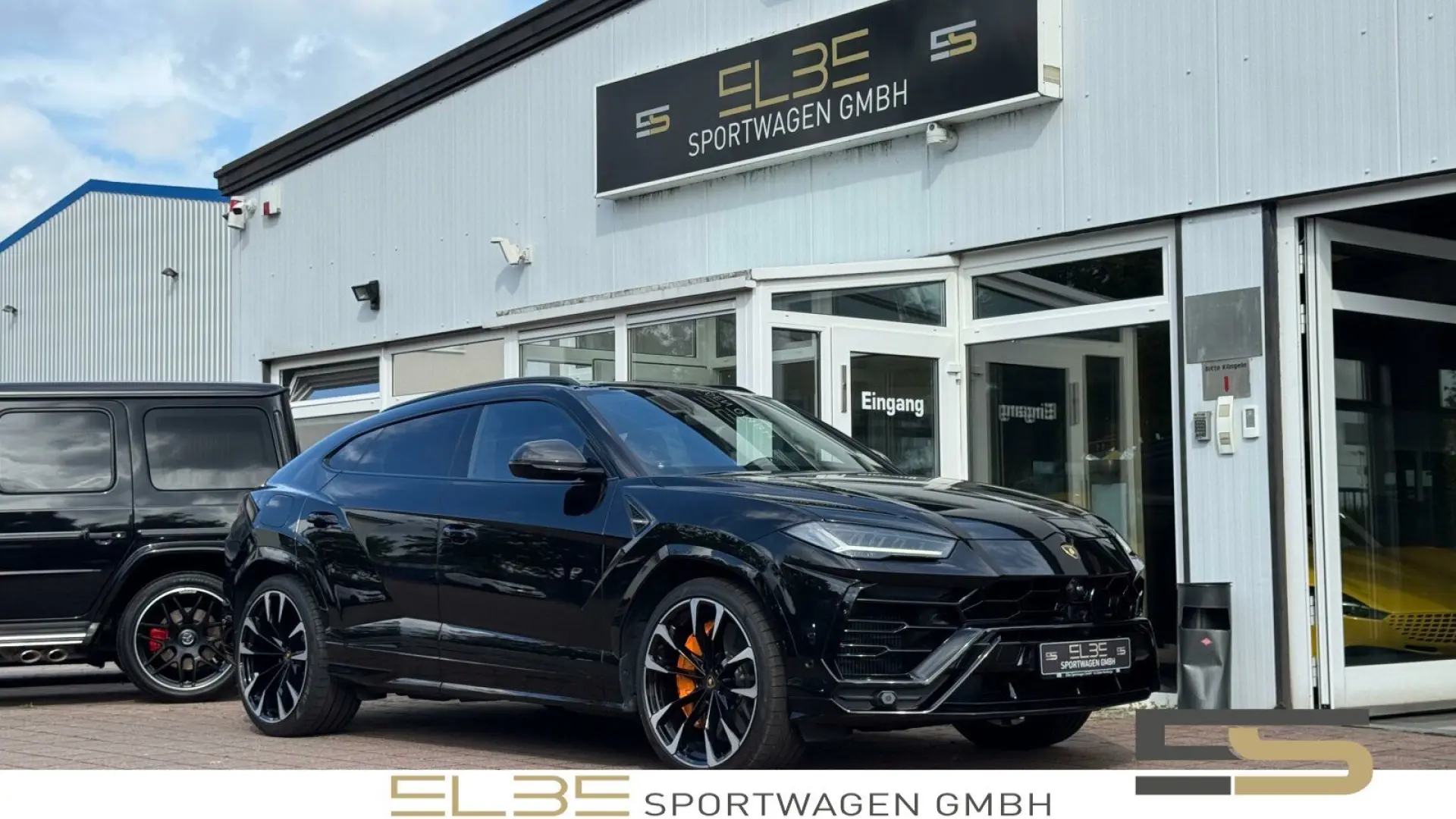 Urus B&O PANO CARBON MASSAGE OFF-ROAD 23