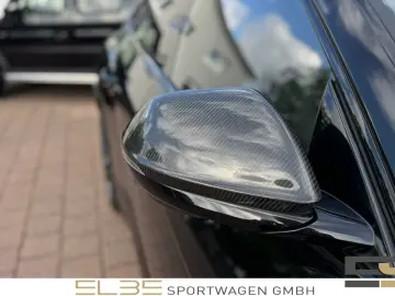 Urus B&O PANO CARBON MASSAGE OFF-ROAD 23