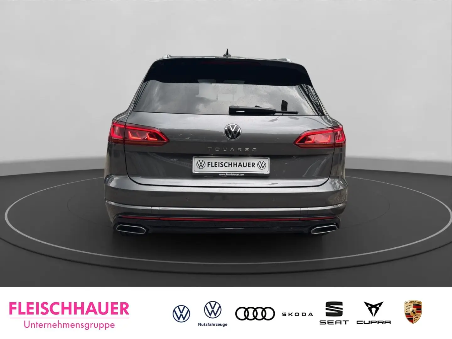 Touareg R-Line 4Motion V6 3.0 TDI HUD Luftfederu