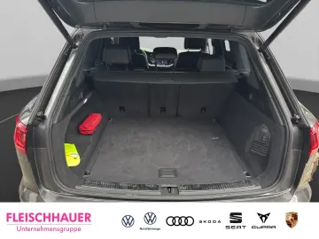 Touareg R-Line 4Motion V6 3.0 TDI HUD Luftfederu