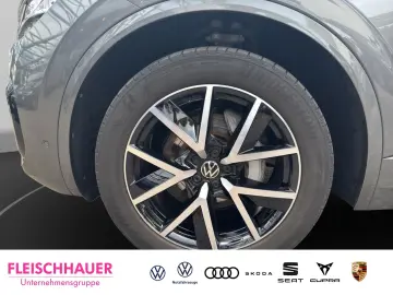Touareg R-Line 4Motion V6 3.0 TDI HUD Luftfederu