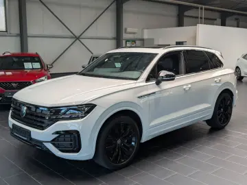 Touareg 3.0 V6 TDI 4Motion DPF Aut. R-Line Navi