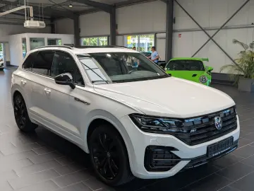Touareg 3.0 V6 TDI 4Motion DPF Aut. R-Line Navi