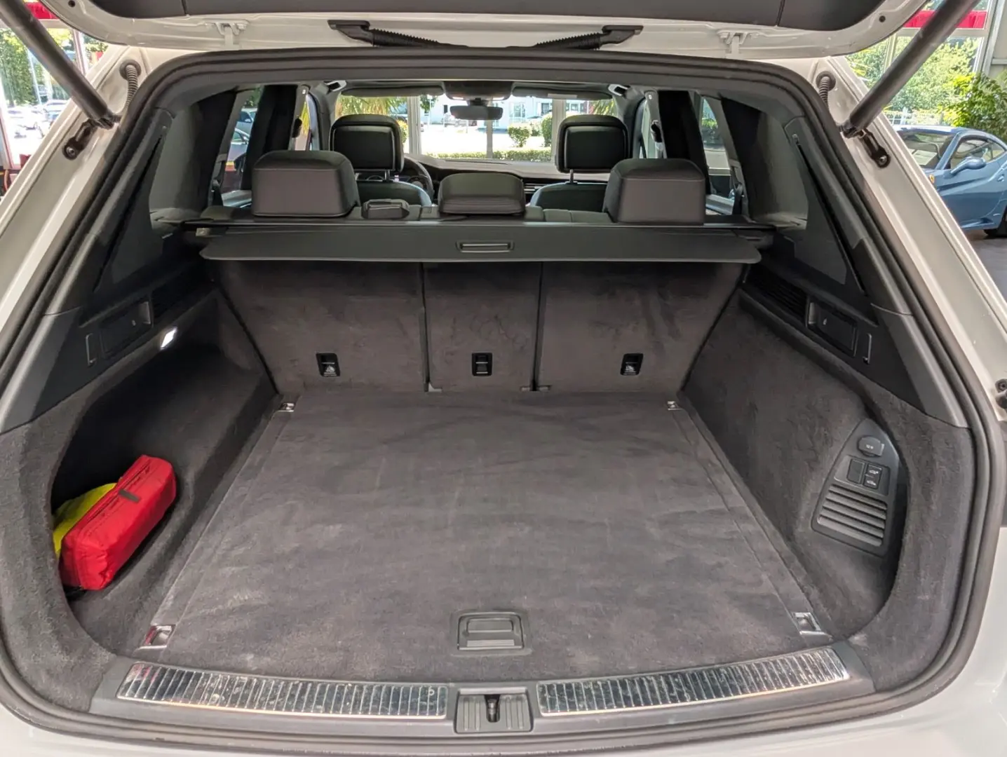 Touareg 3.0 V6 TDI 4Motion DPF Aut. R-Line Navi