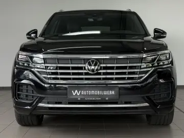 Volkswagen Touareg R-Line 4M |AHK |STHZ |LUFT |MATRIX |VC