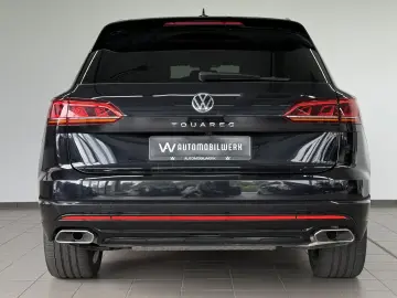 Volkswagen Touareg R-Line 4M |AHK |STHZ |LUFT |MATRIX |VC