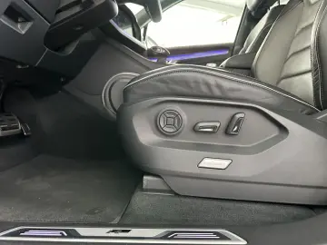 Volkswagen Touareg R-Line 4M |AHK |STHZ |LUFT |MATRIX |VC