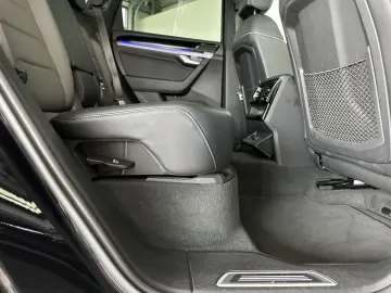 Volkswagen Touareg R-Line 4M |AHK |STHZ |LUFT |MATRIX |VC