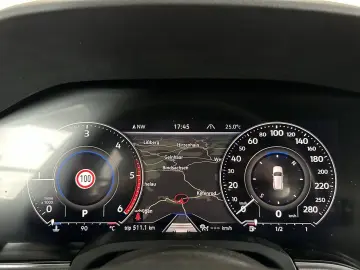 Volkswagen Touareg R-Line 4M |AHK |STHZ |LUFT |MATRIX |VC