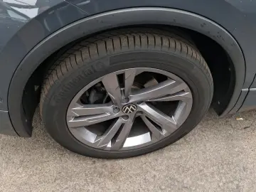Volkswagen Tiguan 2.0 TDI DSG 4M R-LINE*360°*NAVI*LED*