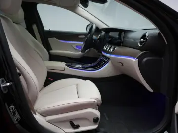 E 300 9G-Tronic AMG Navi/Leder/Temp/Kamera/HUD/P