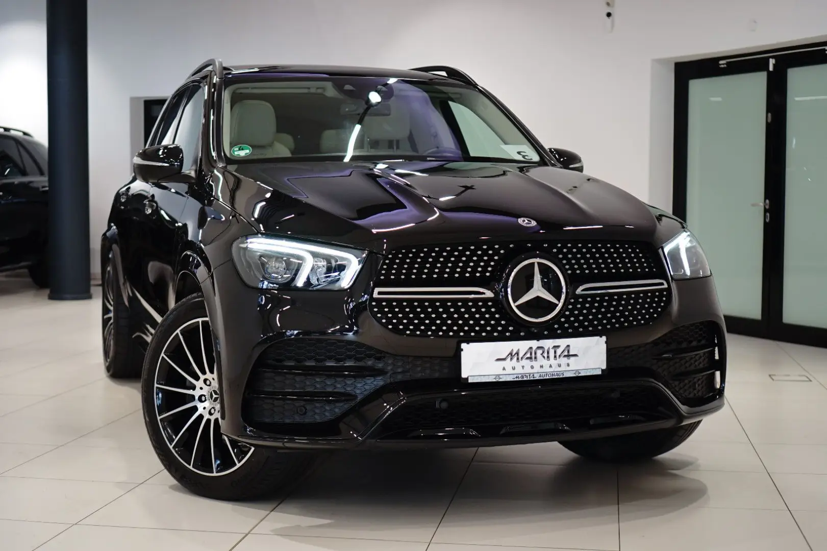 GLE 400|AMG|SOFT|NIGHT|DISTR.|360°|BURMS|MEMORY|