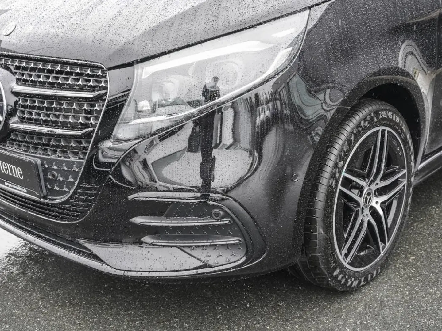 V 300d Avantgarde 4x4 lang AMG AIRMATIC 360° AHK