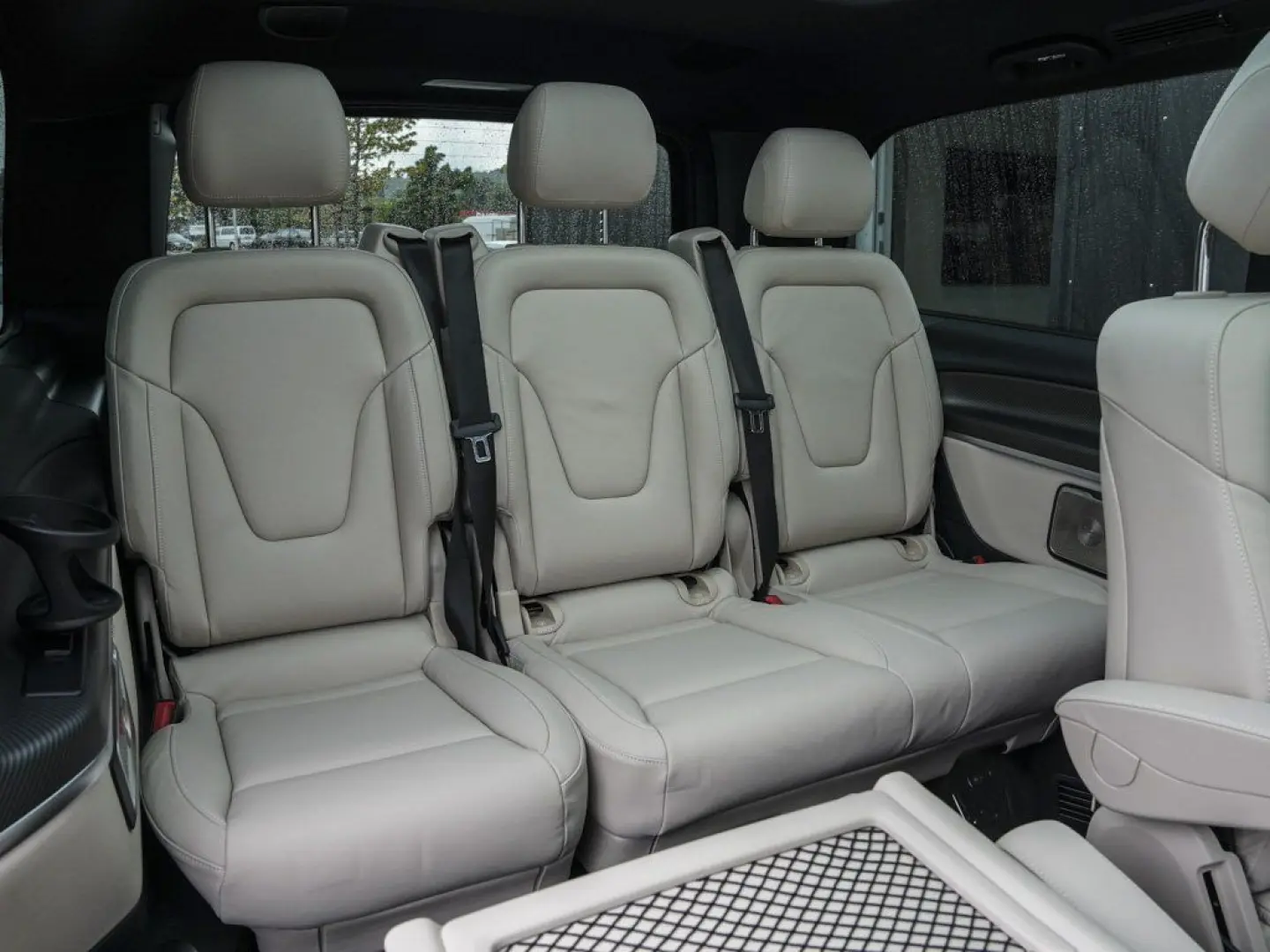 V 300d Avantgarde 4x4 lang AMG AIRMATIC 360° AHK