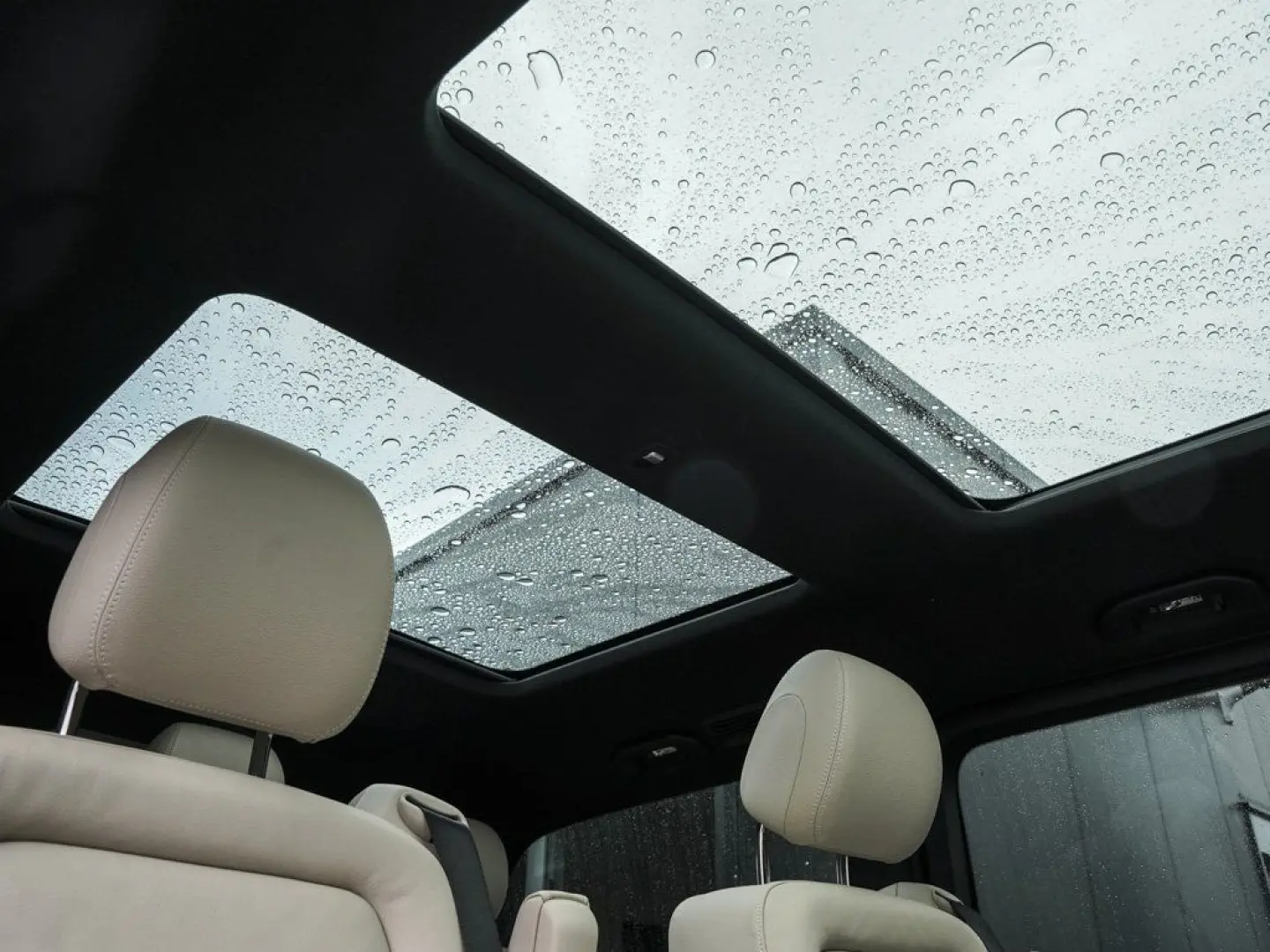 V 300d Avantgarde 4x4 lang AMG AIRMATIC 360° AHK