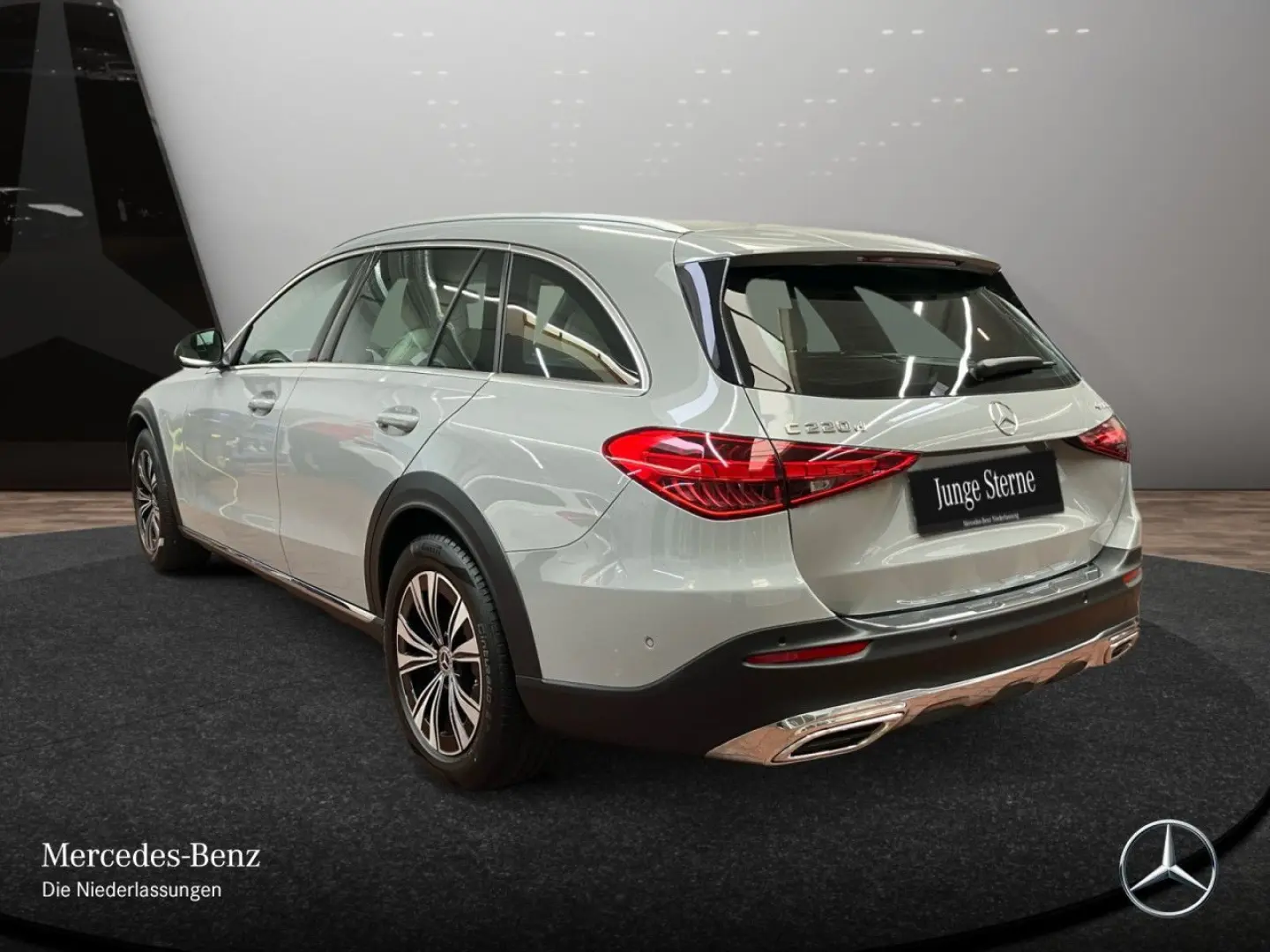 C 220 d T 4M All-Terrain Avantgarde Adv./AHK/LED