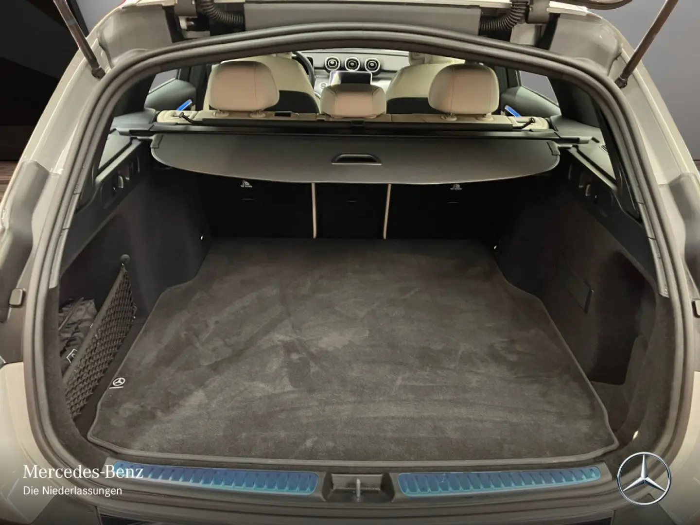 C 220 d T 4M All-Terrain Avantgarde Adv./AHK/LED