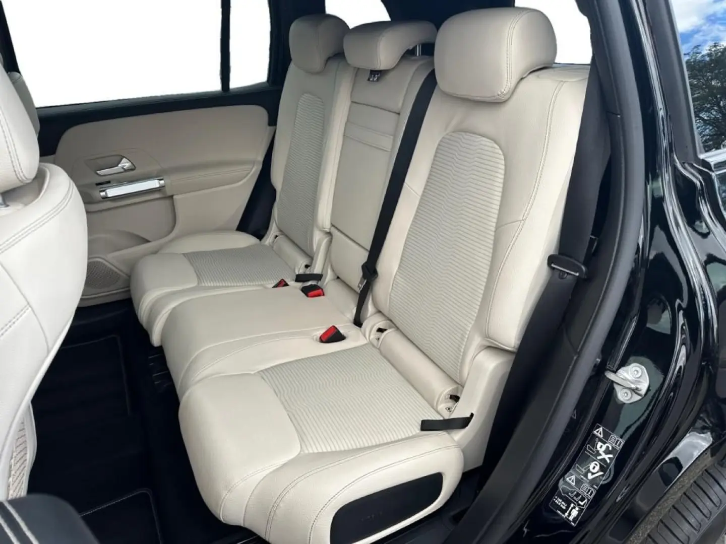 GLB 200 d Progressive +MBUX+Wide+Navi+AHK+STH+LM