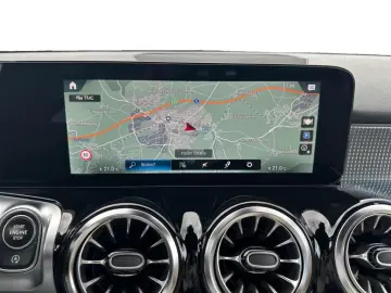 GLB 200 d Progressive +MBUX+Wide+Navi+AHK+STH+LM