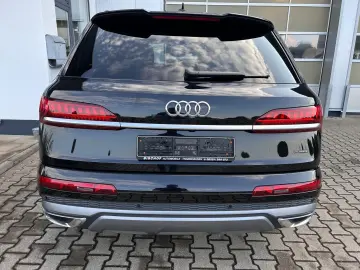 Audi Q7 50 TDI quattro S line AHK B&O Matrix