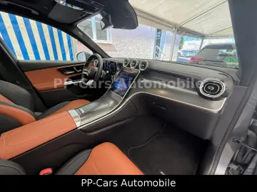 GLC 200 4M AMG Advan+*PANO*AHK*STHZG*LEDER*FAP+