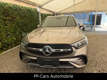 GLC 200 4M AMG Adva+*PANO*AHK*STHZG*Sitzk.*LEDER