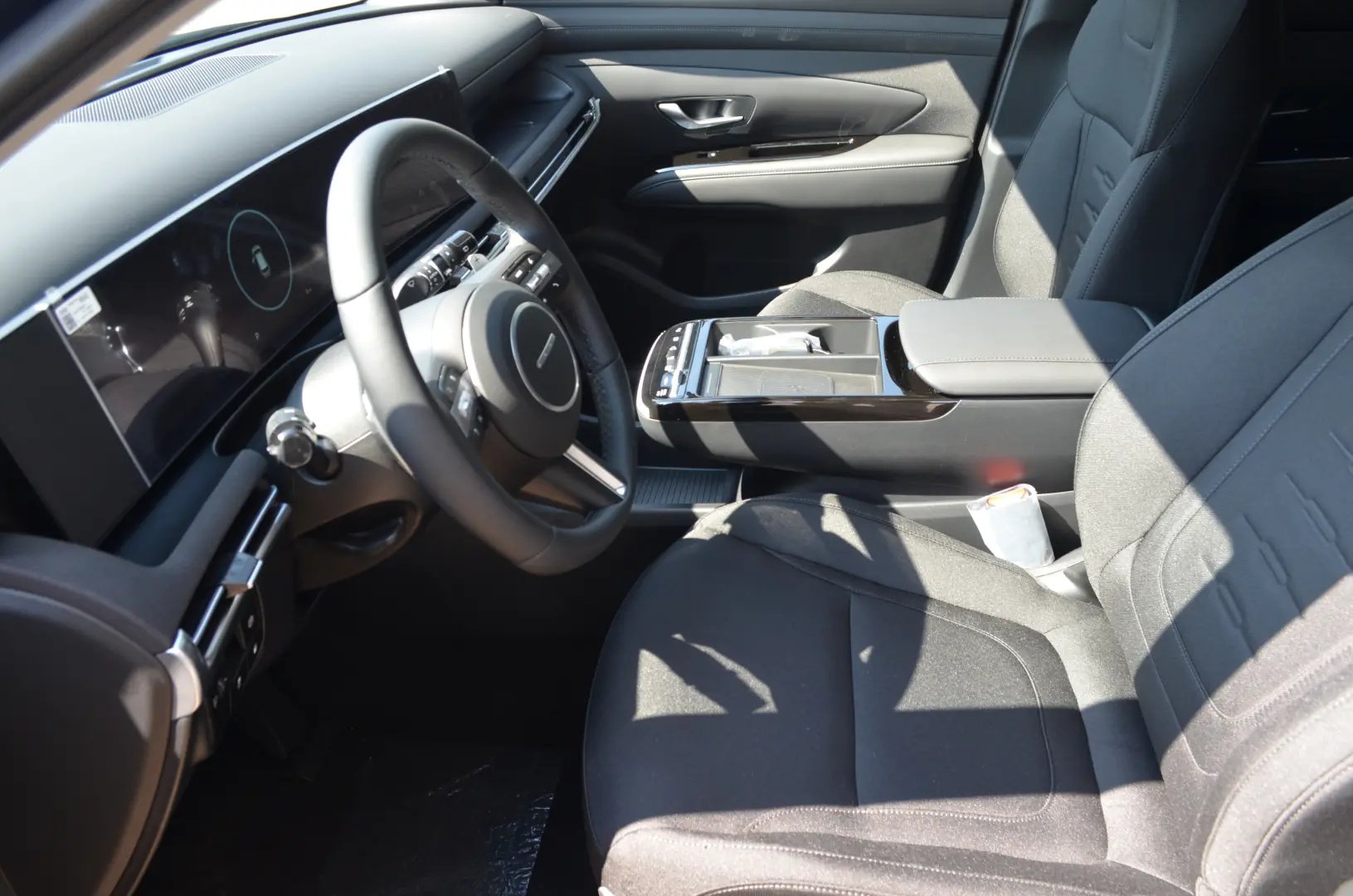 HYUNDAI TUCSON 1.6T-GDi 252CP Hybrid Plug-in 4WD 6AT Style