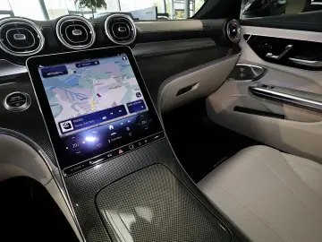 CLE 220 d Coupé AMG PANO+BURMESTER+360°+20 ZOLL