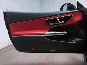 CLE 220 d Cabrio AMG+MBUX+AIRSCARF+Kamera+20''