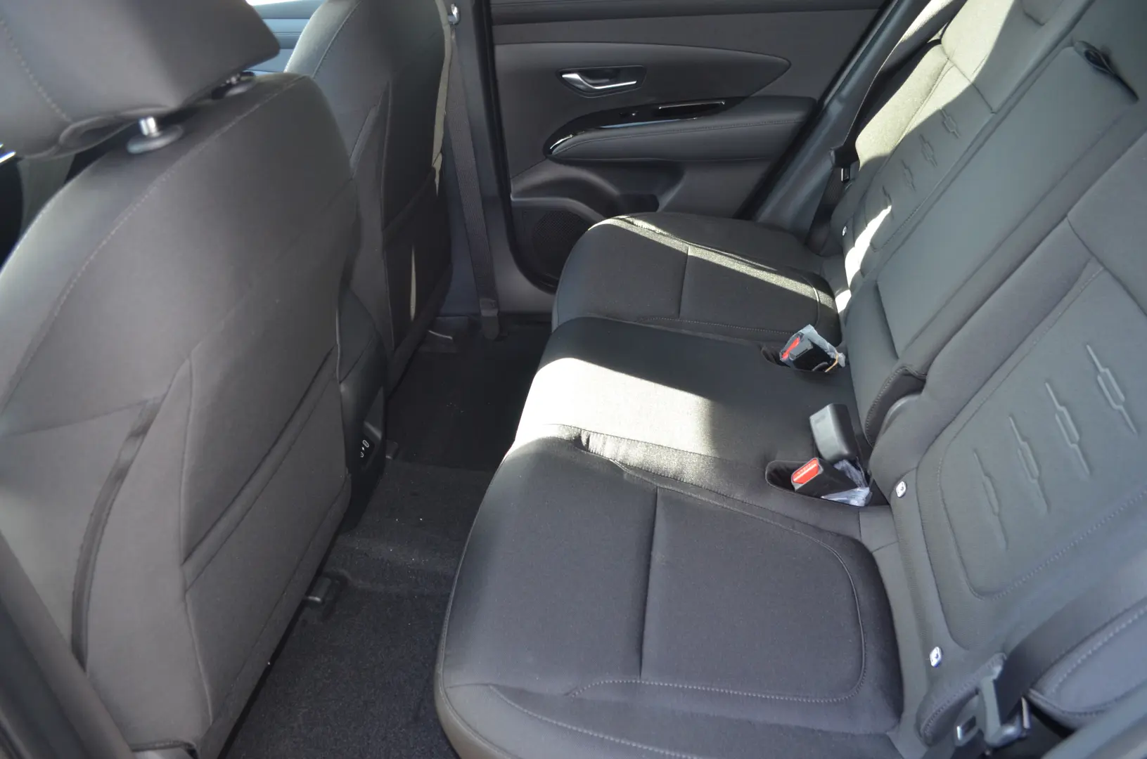 HYUNDAI TUCSON 1.6T-GDi 252CP Hybrid Plug-in 4WD 6AT Style