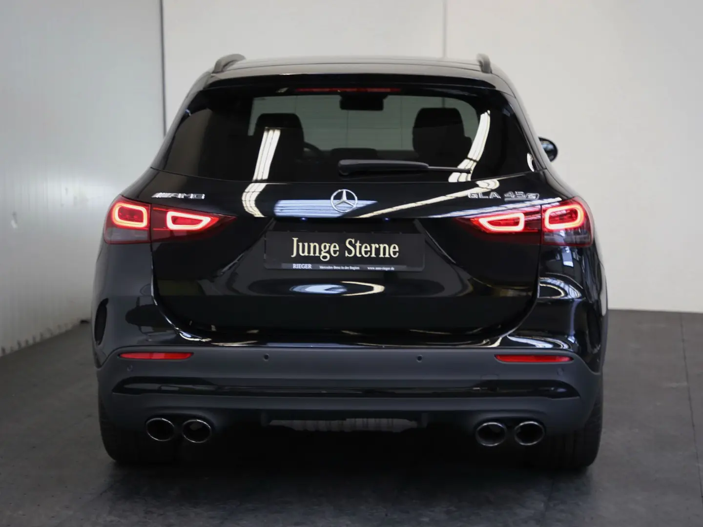 GLA 45 AMG S 4M+ Pano*AHK*Multibeam*Totwinkel*++